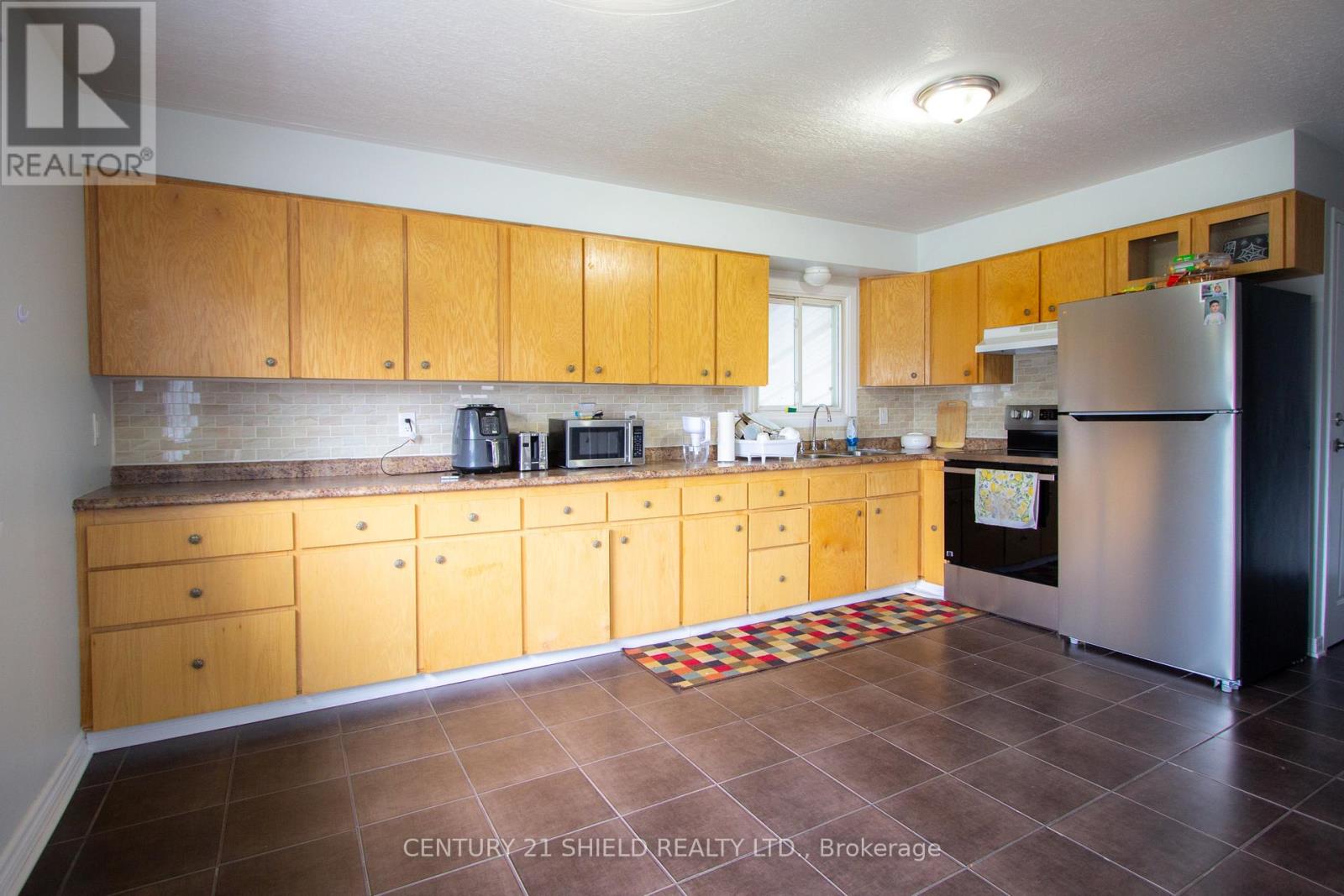 1110 GRAND AVENUE - 8