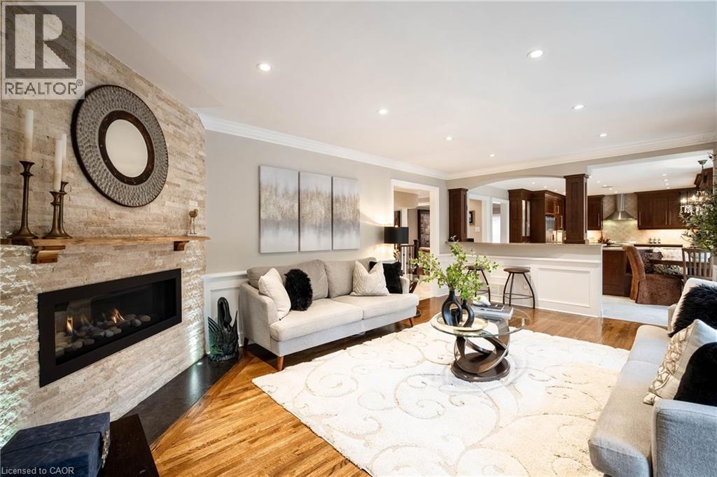 1213 BOWMAN Drive, Oakville, Ontario, L6M2T4 — Photo 2