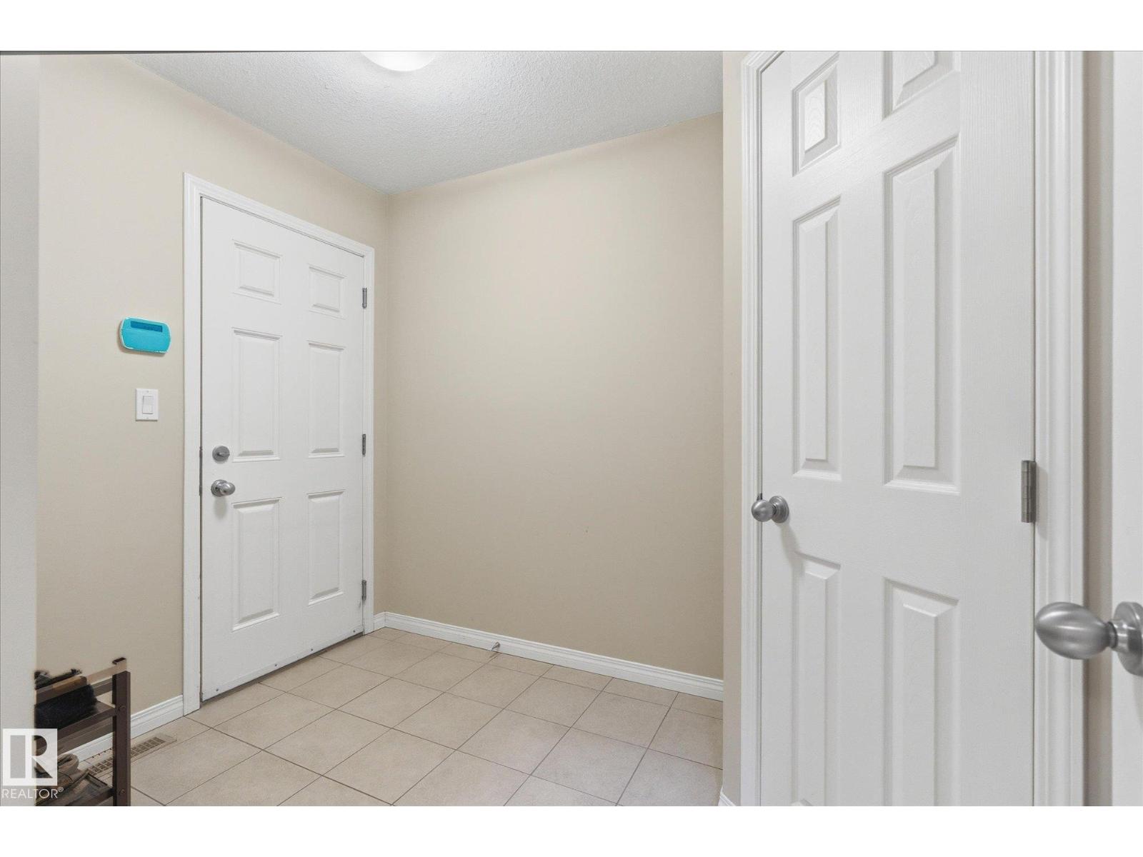 18 HALLADAY BV — photo 27