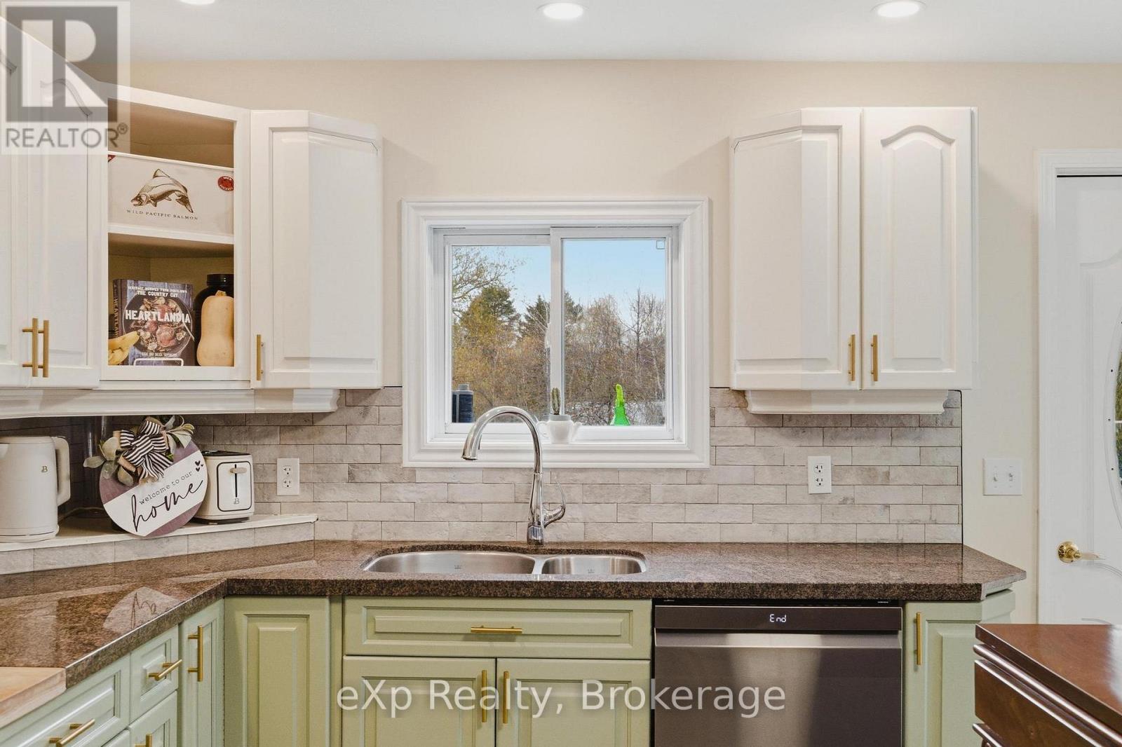 668 GARAFRAXA STREET S - 10