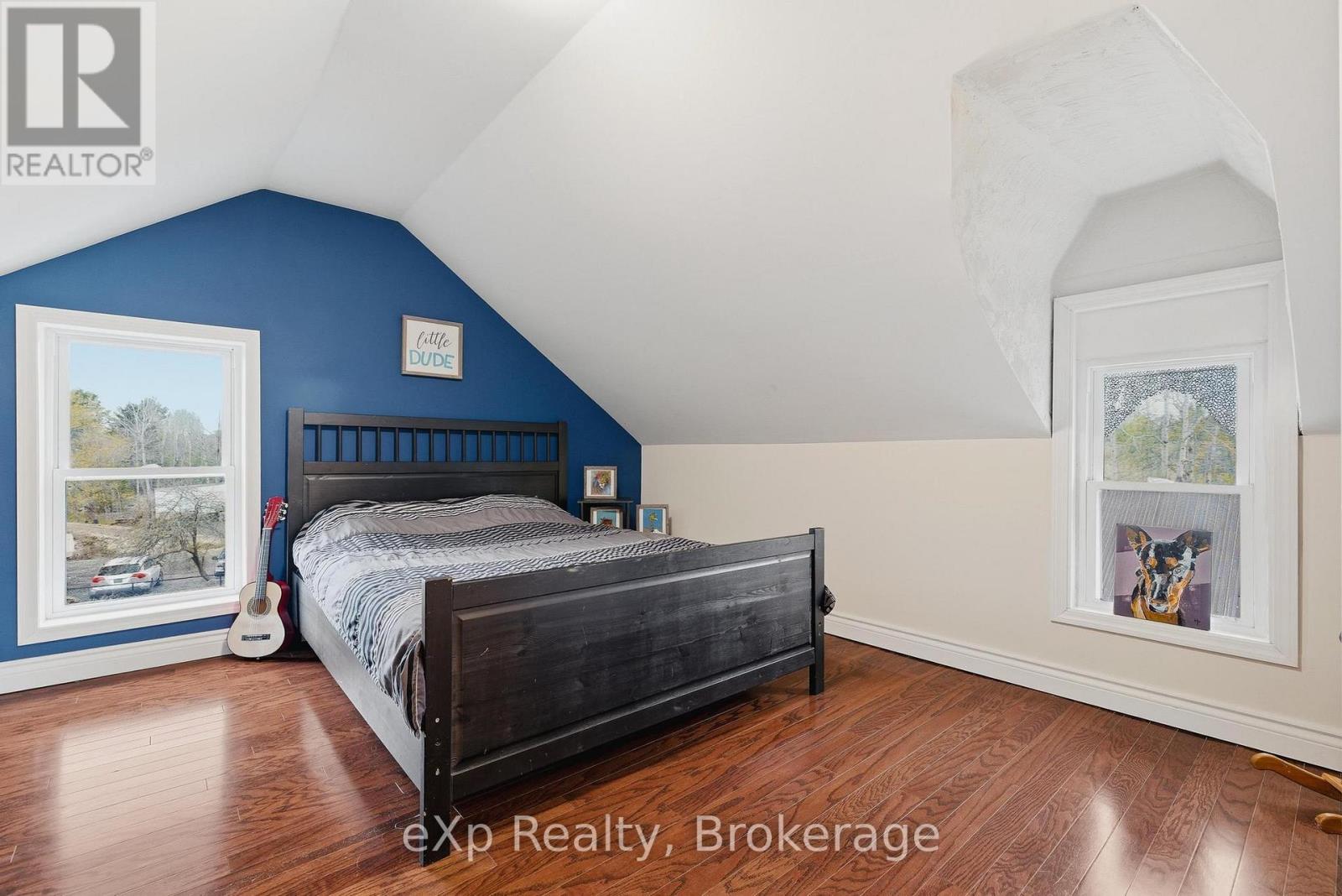 668 GARAFRAXA STREET S - 26