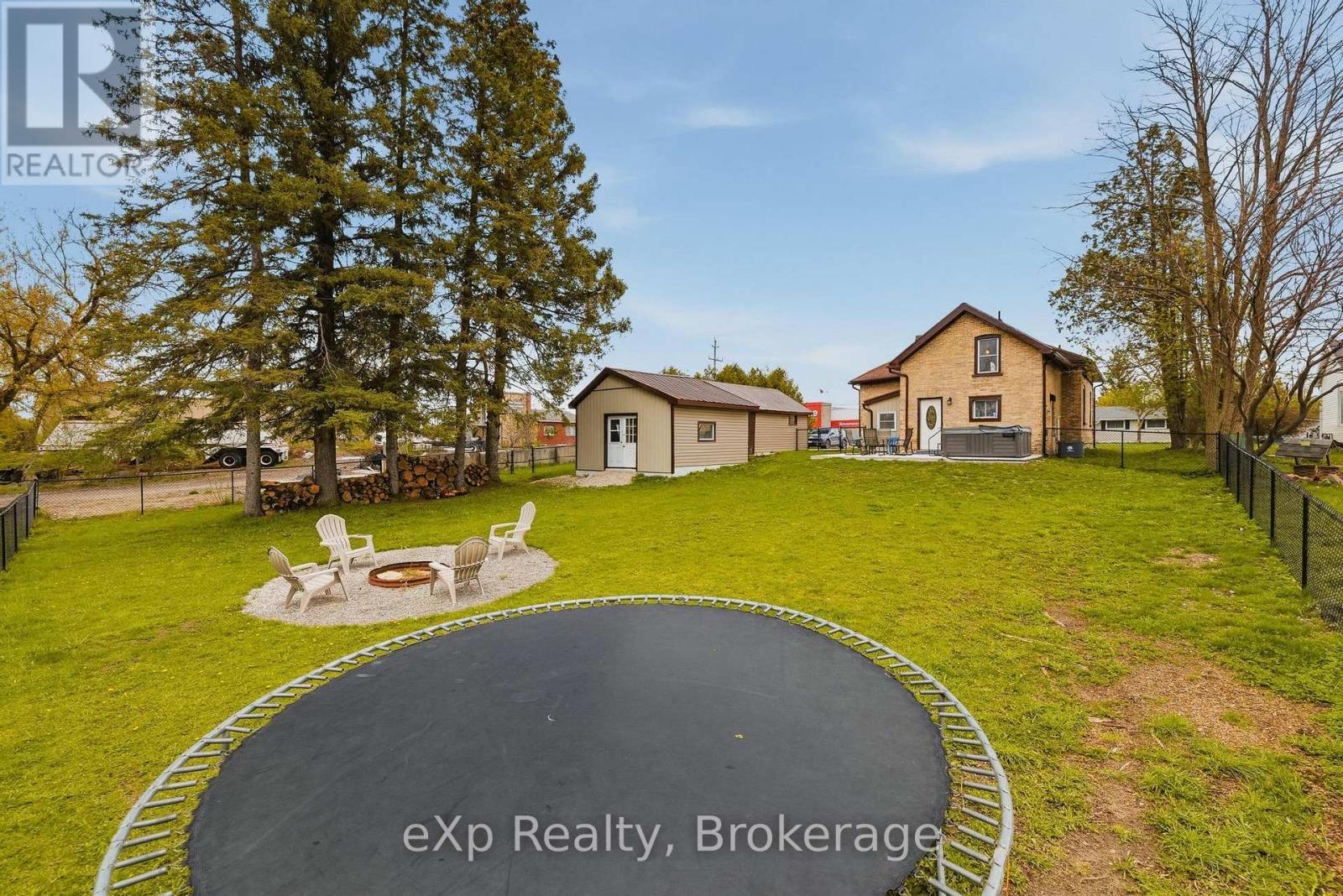 668 GARAFRAXA STREET S - 28
