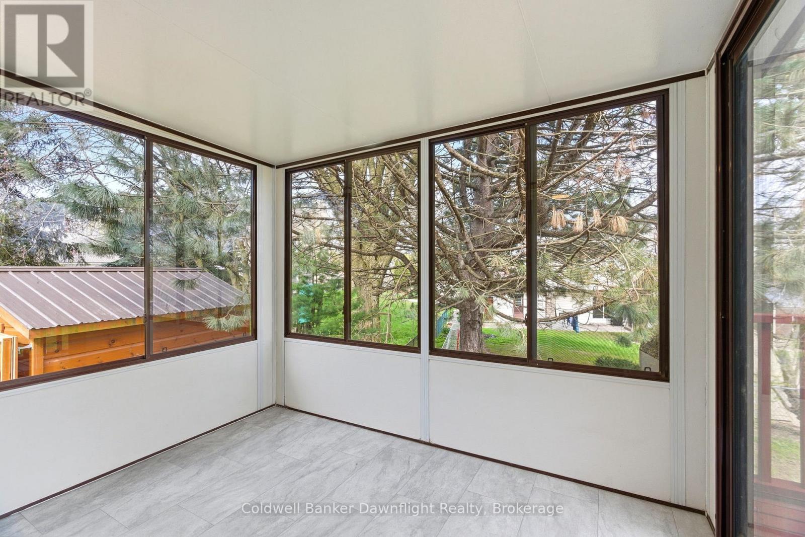 516 MAITLAND COURT - 14