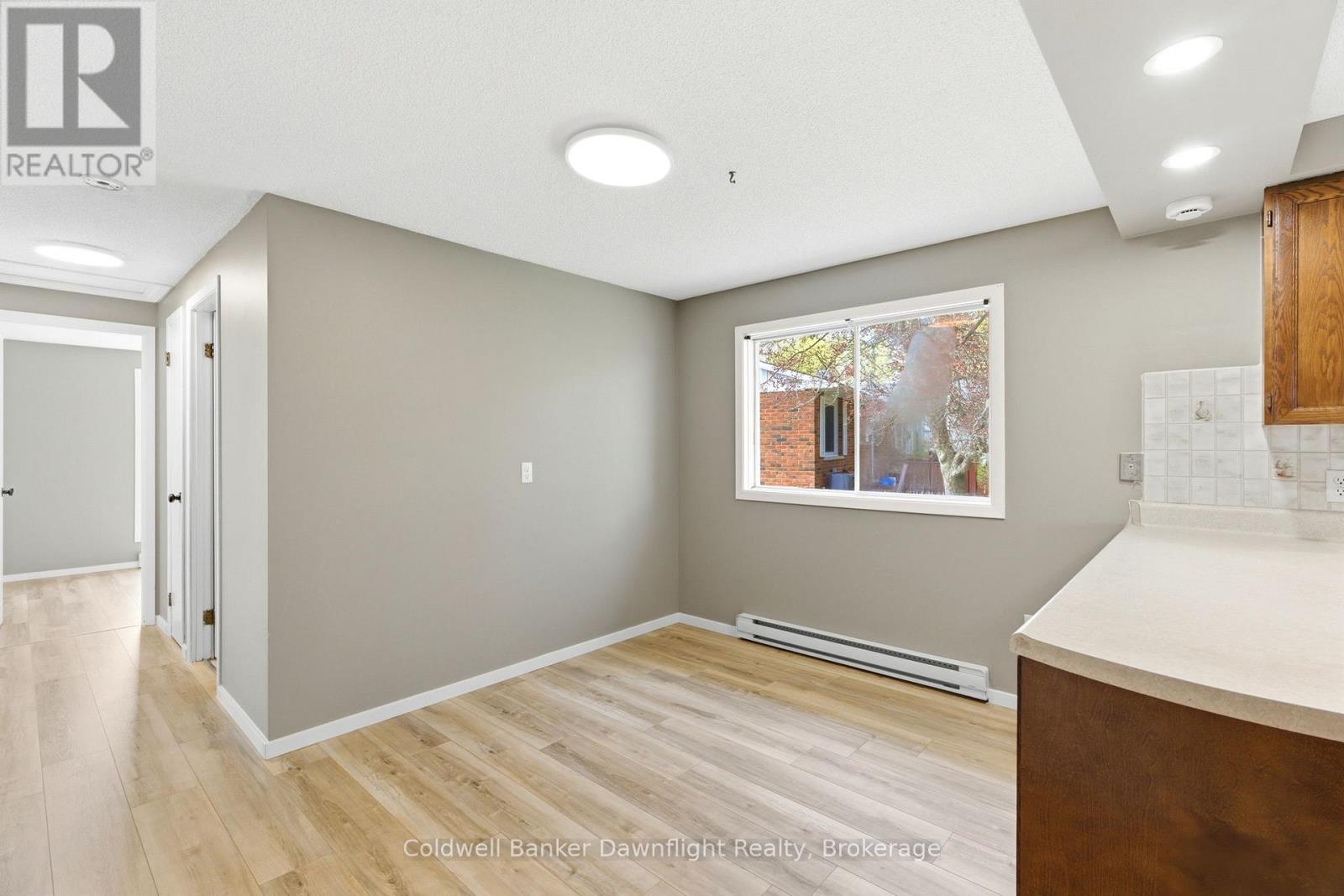 516 MAITLAND COURT - 20