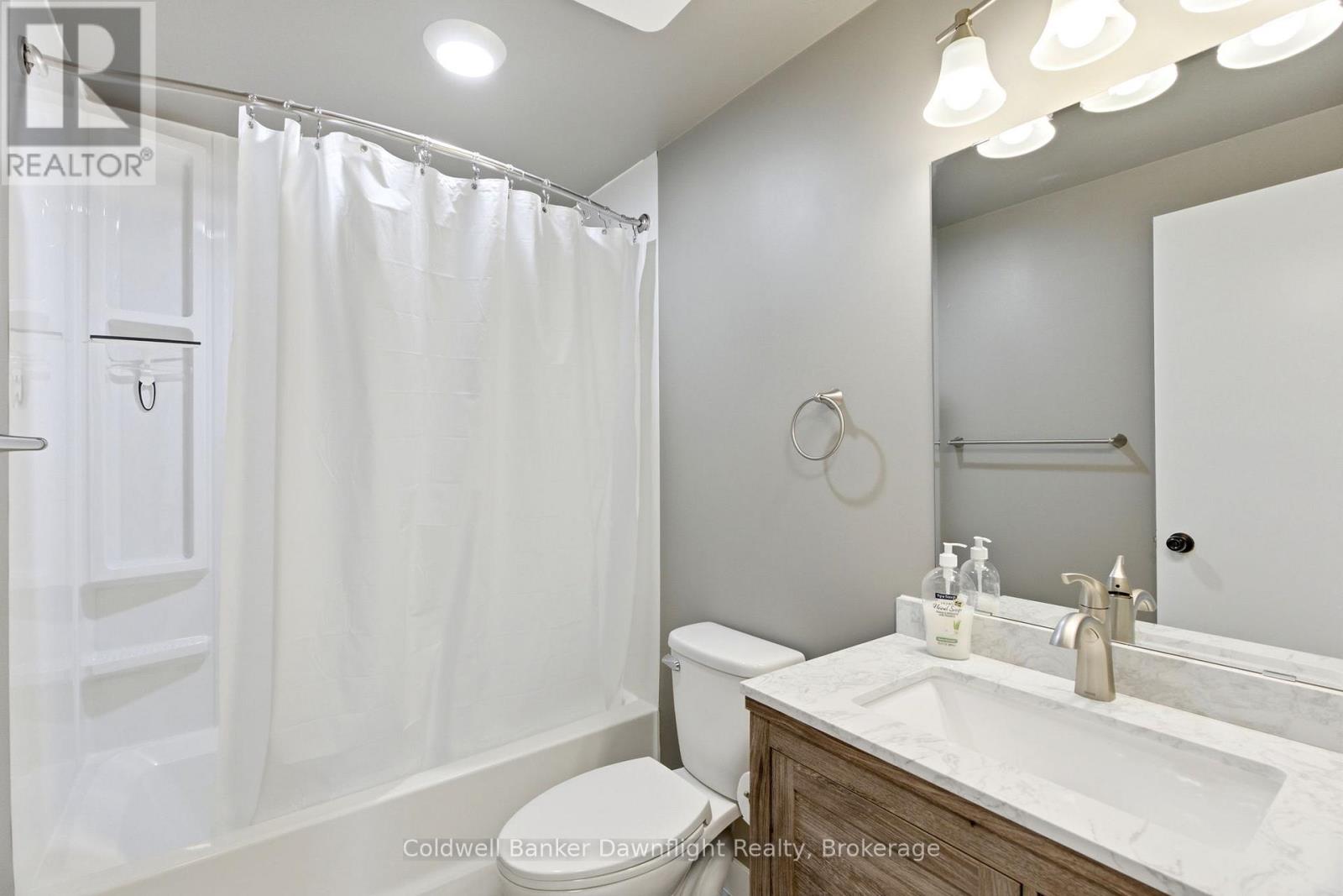 516 MAITLAND COURT - 21