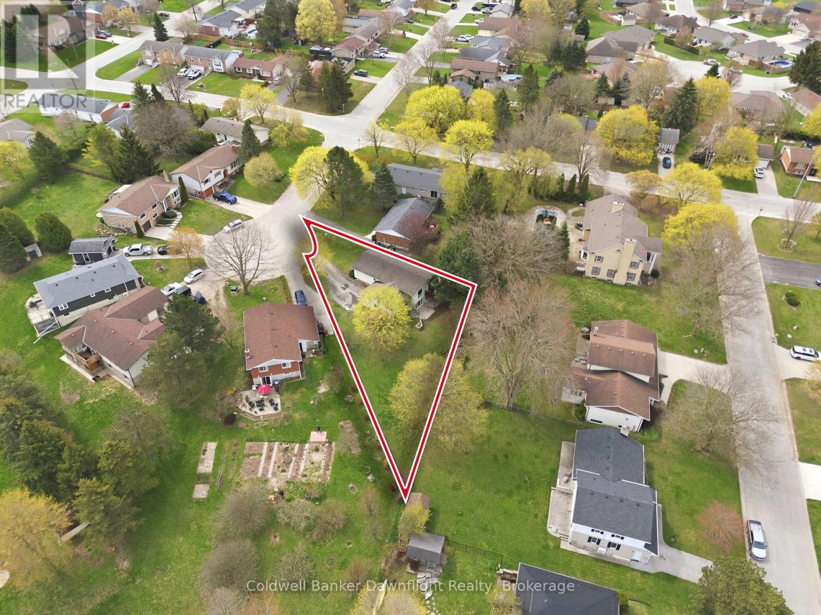 516 MAITLAND COURT - 3