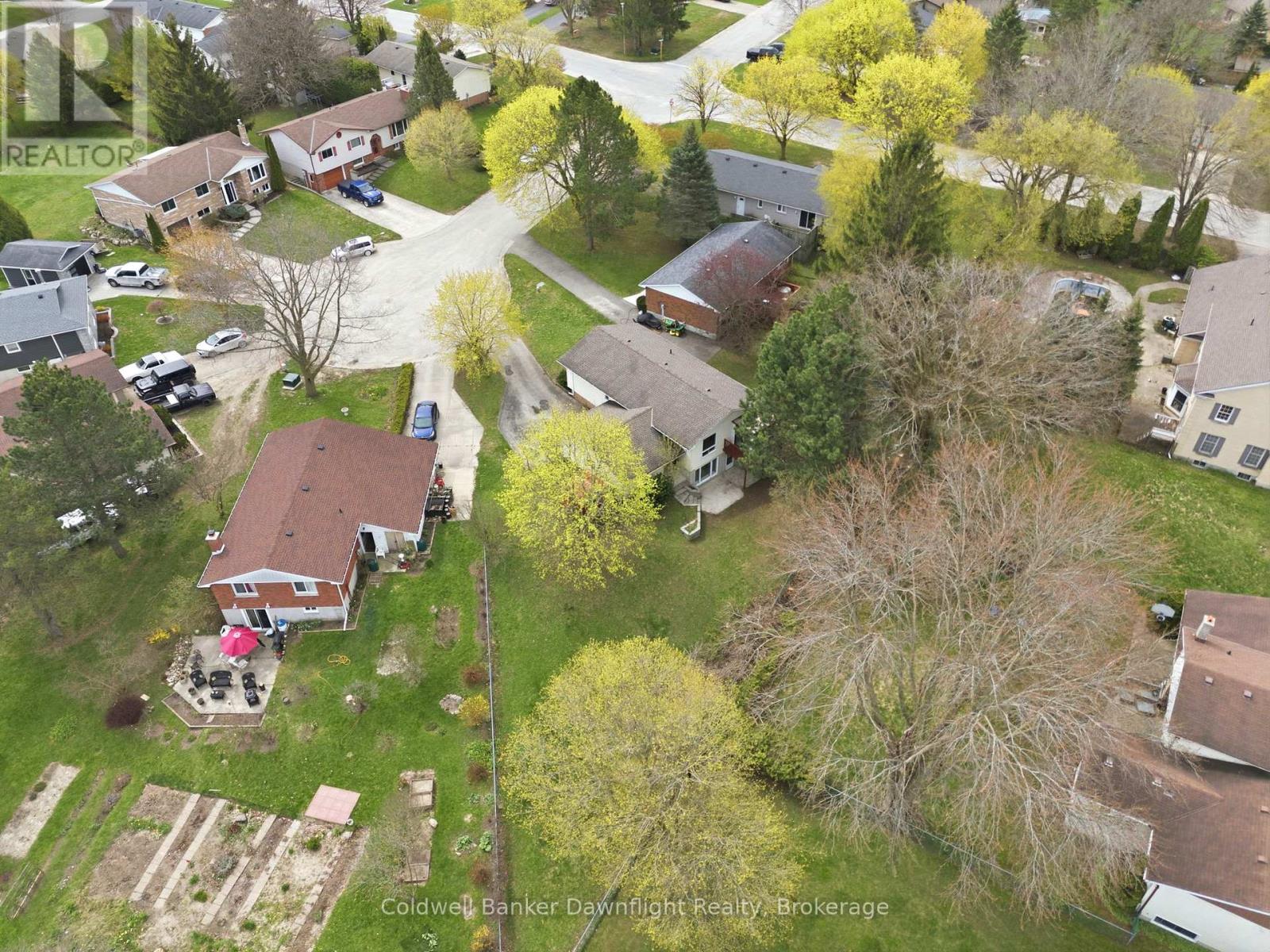 516 MAITLAND COURT - 49