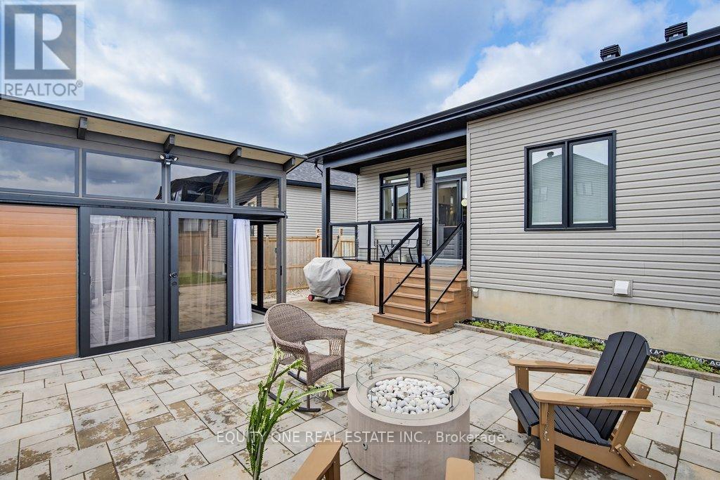 645 CONSERVATION STREET - 39