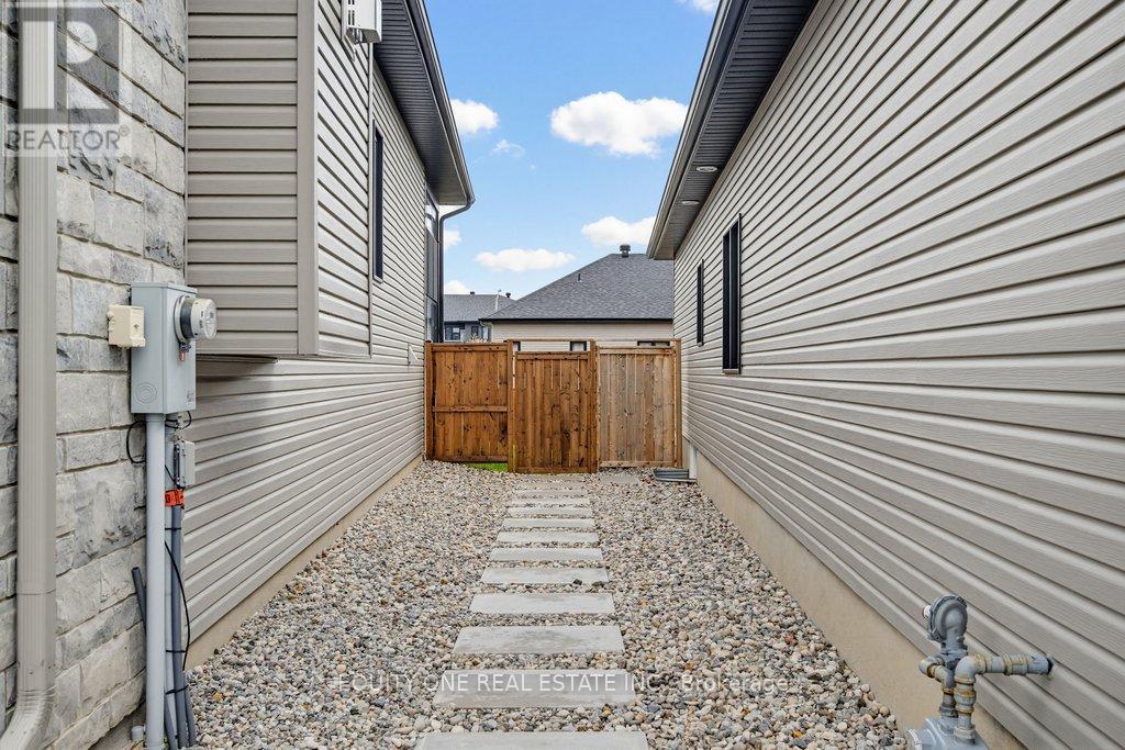 645 CONSERVATION STREET - 48