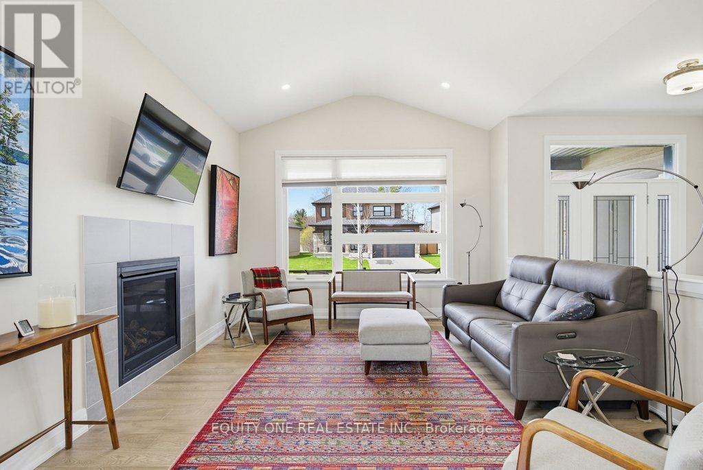 645 CONSERVATION STREET - 6