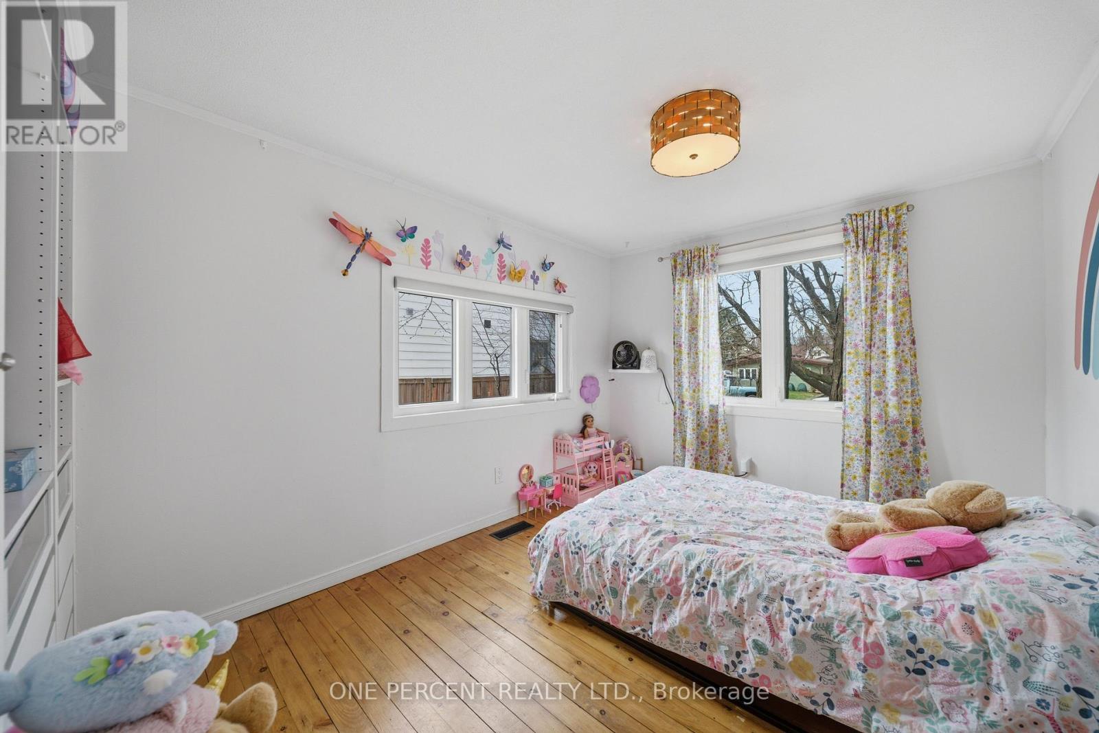 69 BURLAND STREET - 18