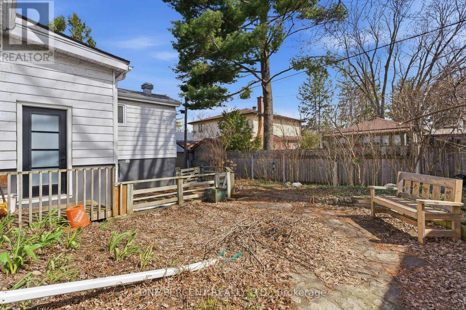 69 BURLAND STREET - 38