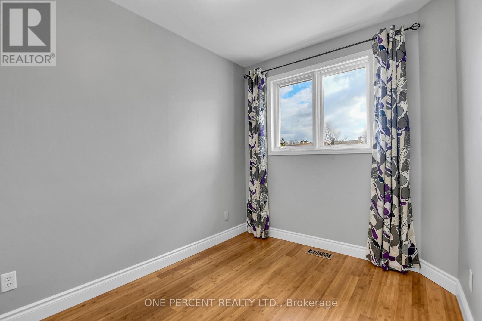 234 BEATRICE DRIVE - 23
