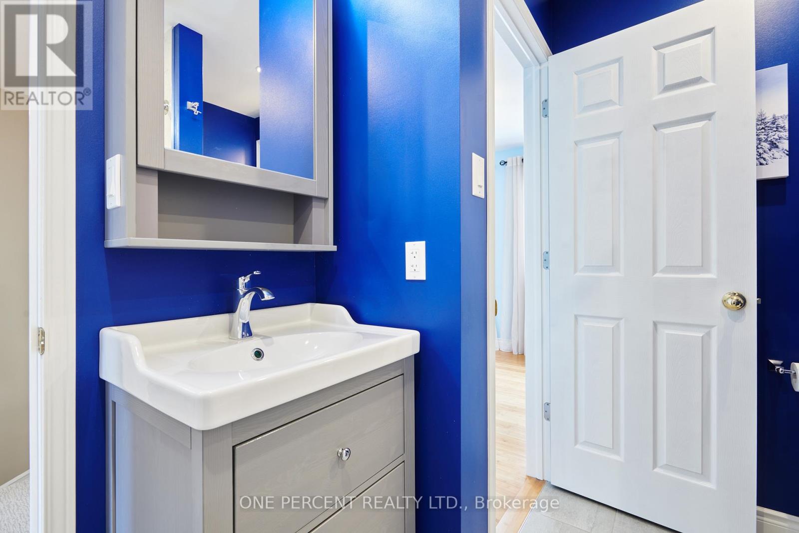 234 BEATRICE DRIVE - 25