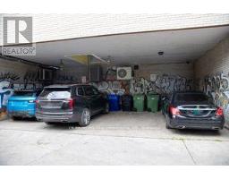 Upper - 64 Vaughan Road, Toronto, ON M6G2N4 Photo 12