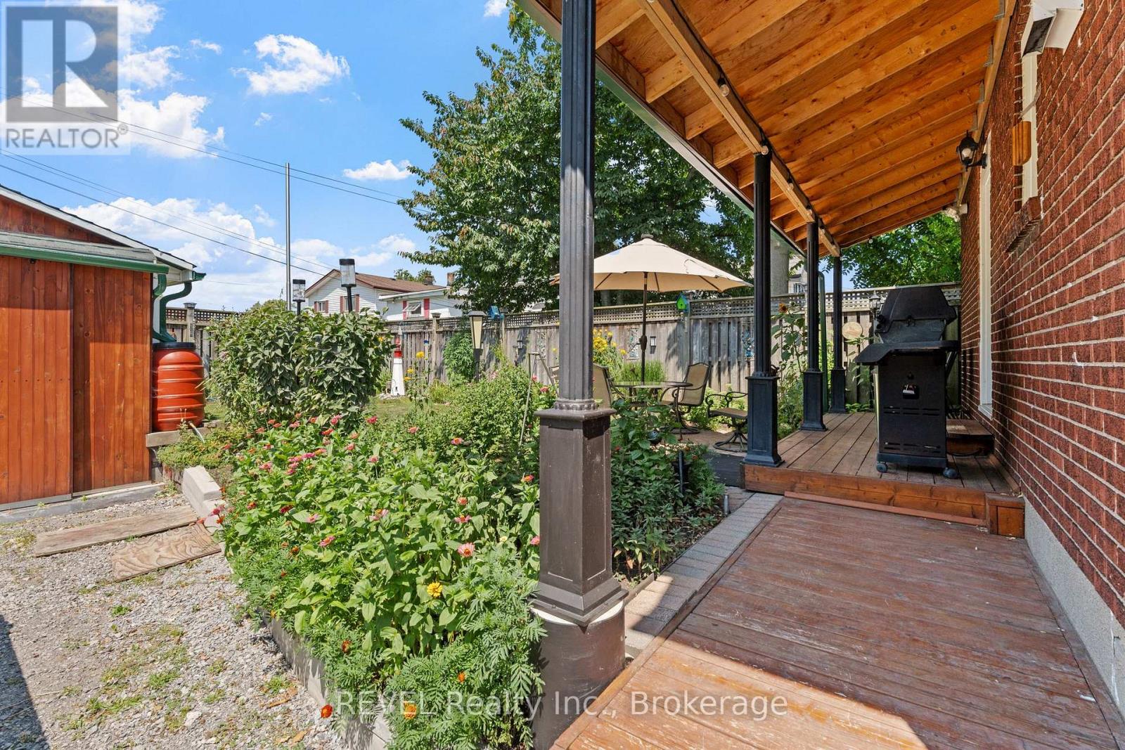 208 NORTH STREET - 34