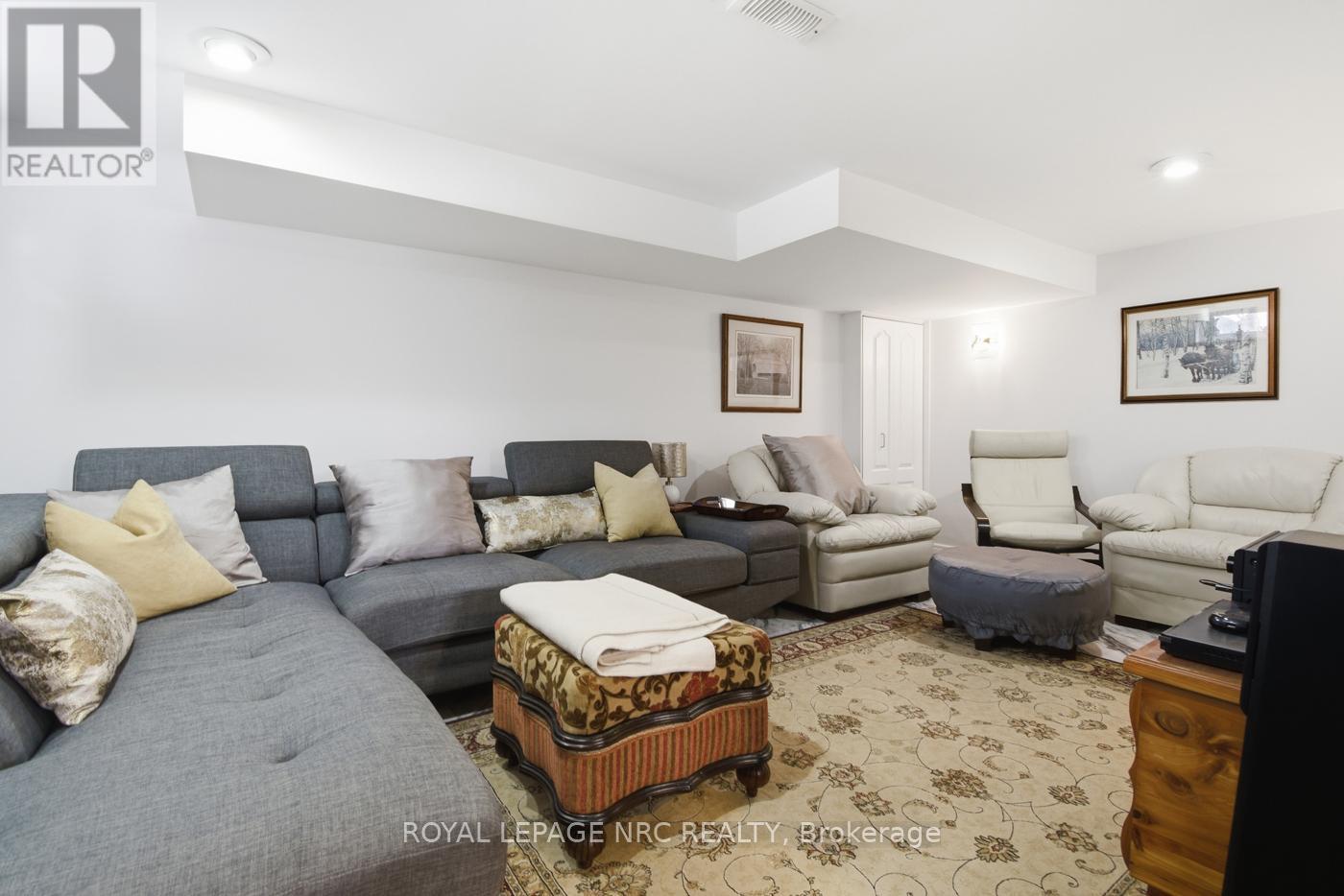 14 TERRACE AVENUE - 13