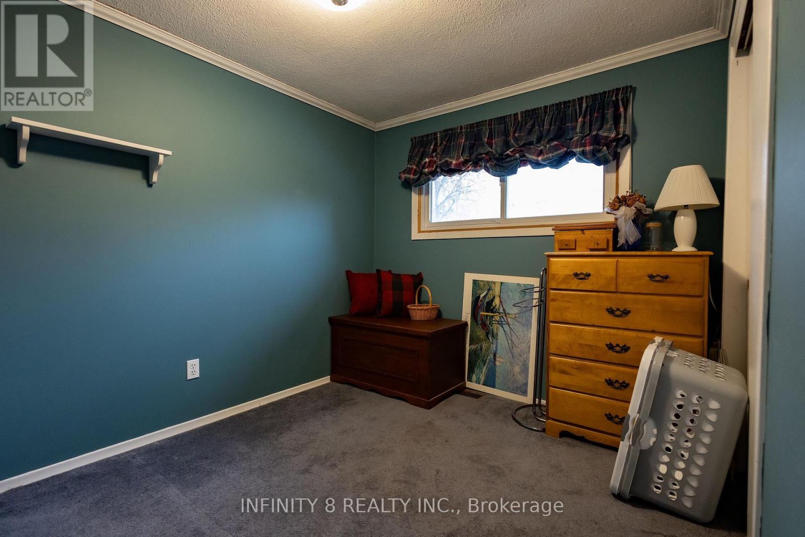 38 CRESCENTWOOD DRIVE E - 13
