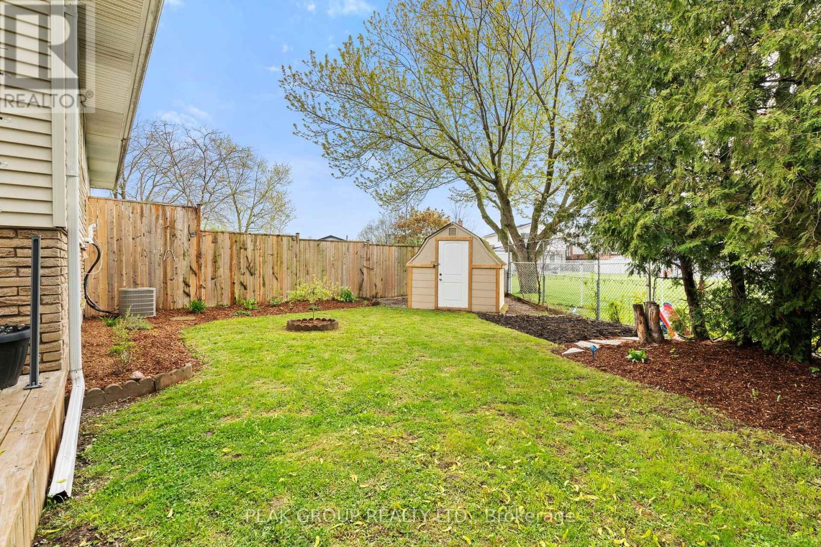 26 TARA CRESCENT - 30