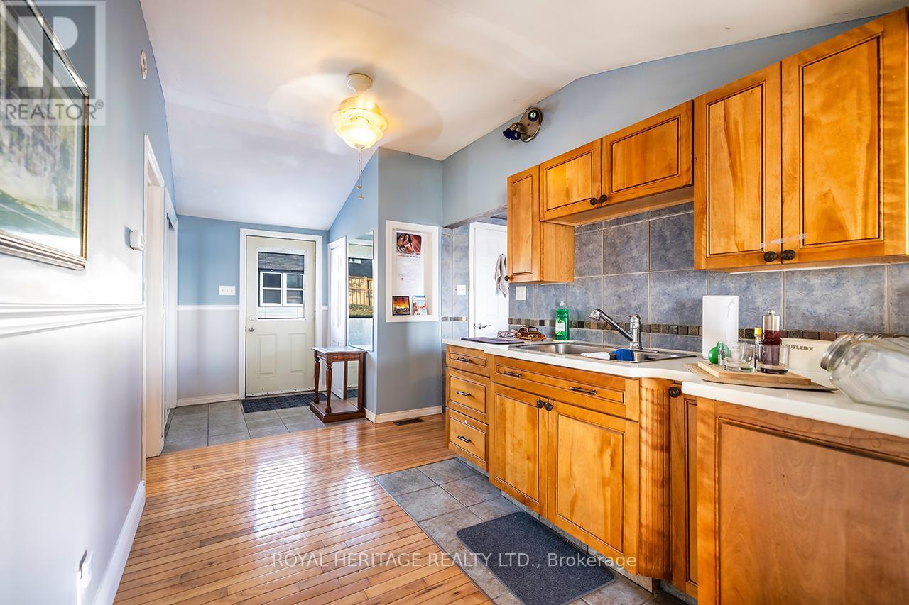 64 CEDAR GROVE DRIVE - 16
