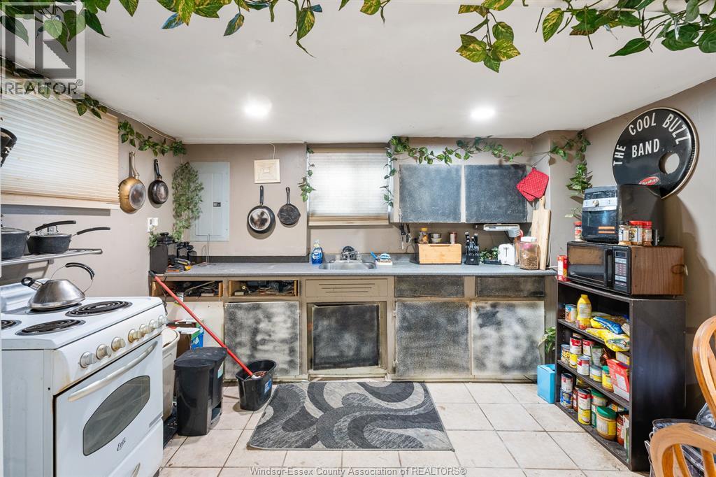 1441 RIVERSIDE DRIVE East, Windsor, Ontario, N9A2T9 — Photo 18