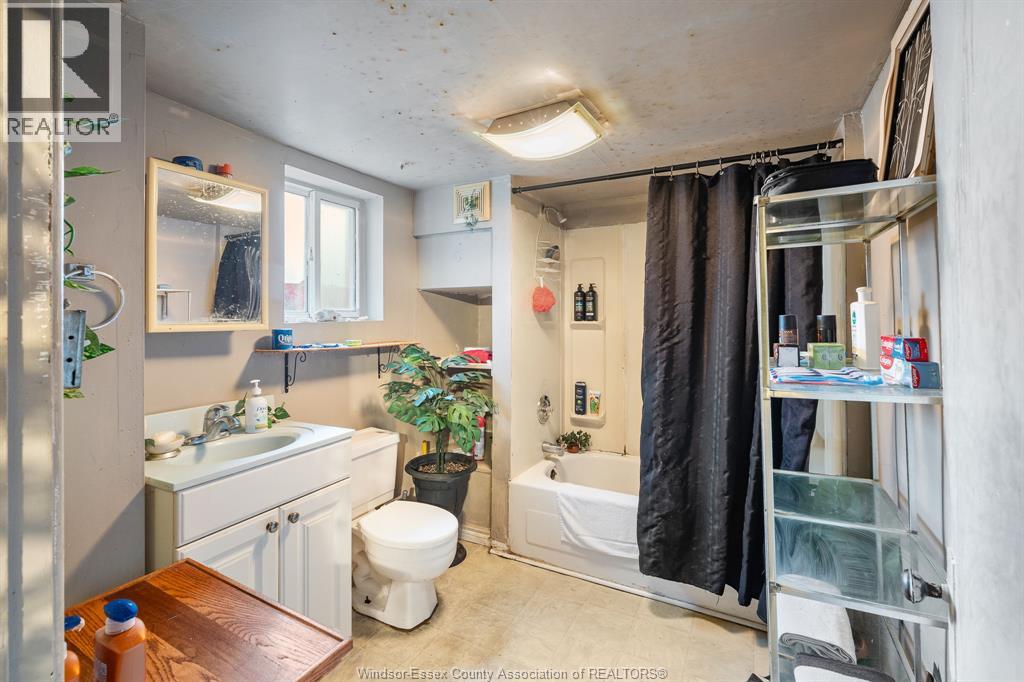 1441 RIVERSIDE DRIVE East, Windsor, Ontario, N9A2T9 — Photo 22