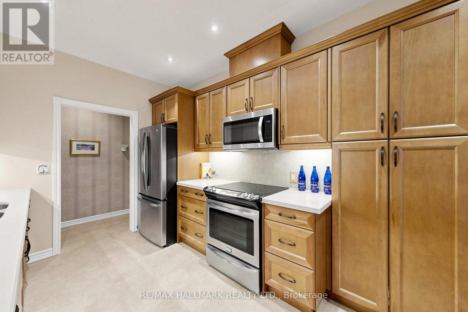 13 CHRISTINA FALLS WAY - 11
