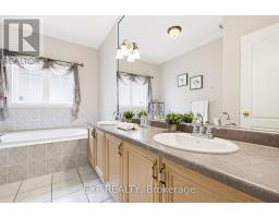 126 Carmela Avenue, Richmond Hill, ON L4E2V6 Photo 28
