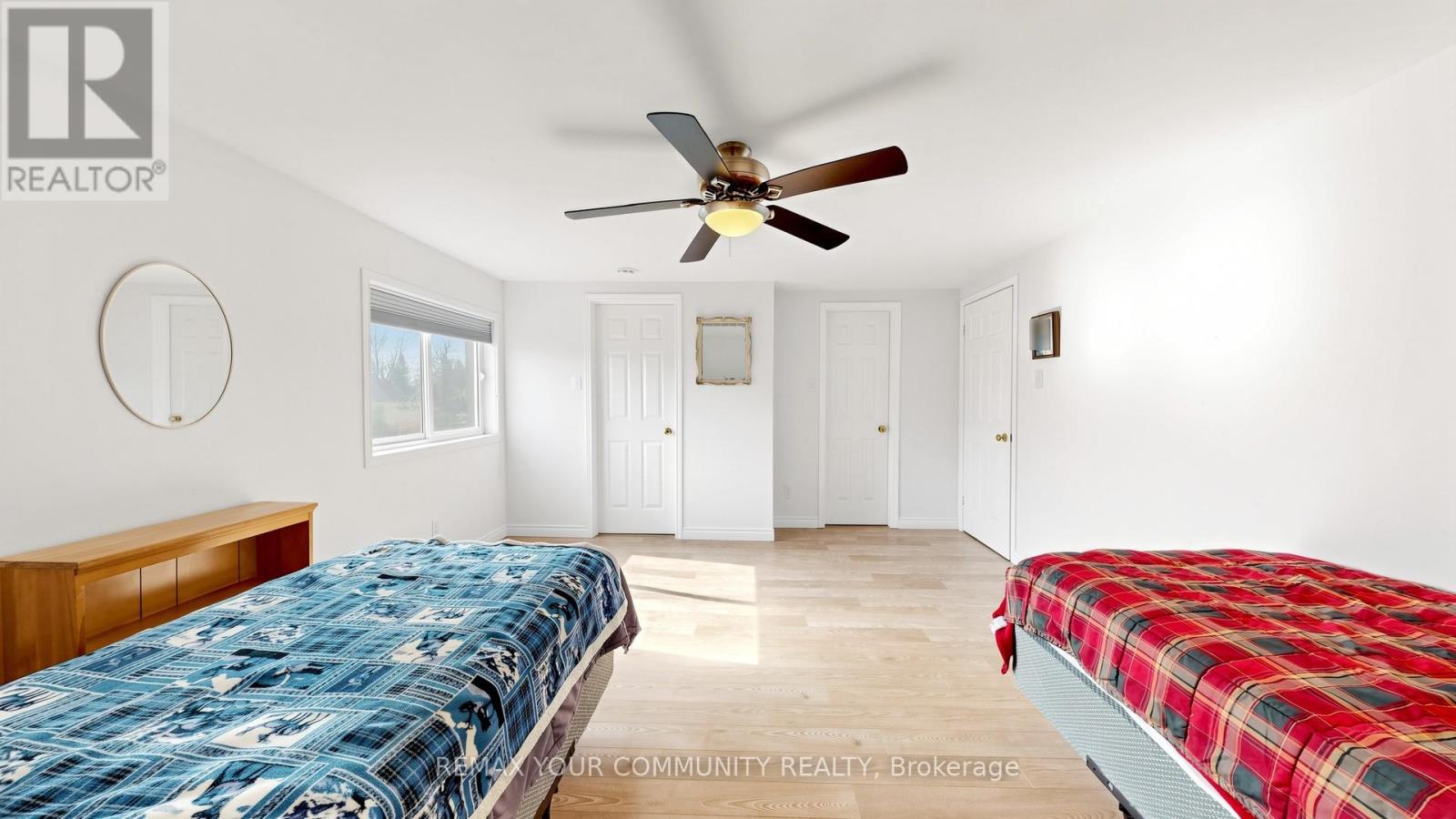 50 RIVERGLEN DRIVE - 15