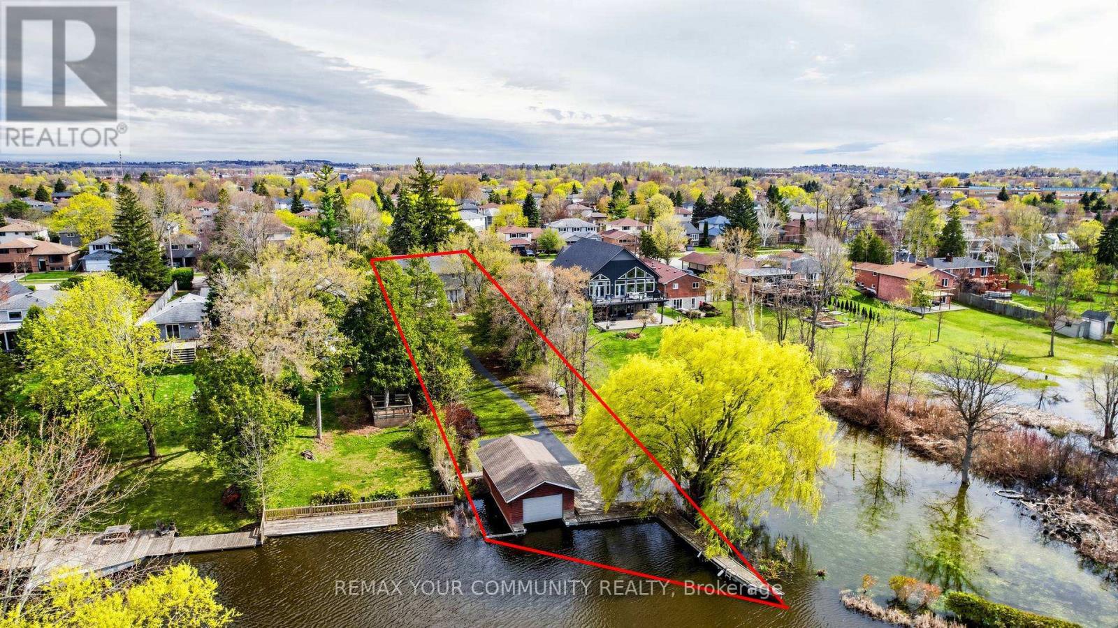 50 RIVERGLEN DRIVE - 35