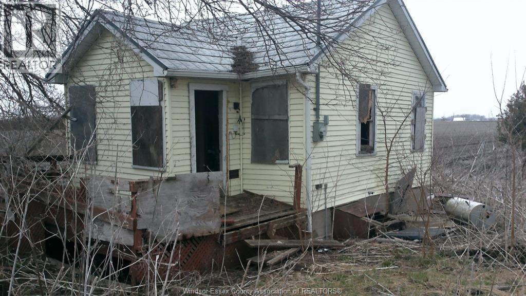 1817 MERSEA RD E - 1