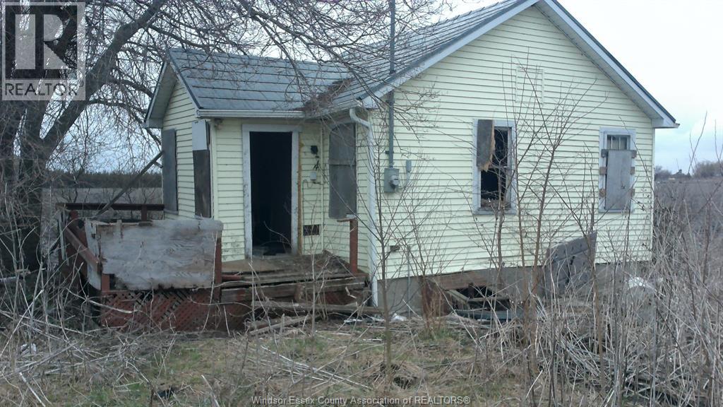 1817 MERSEA RD E - 24