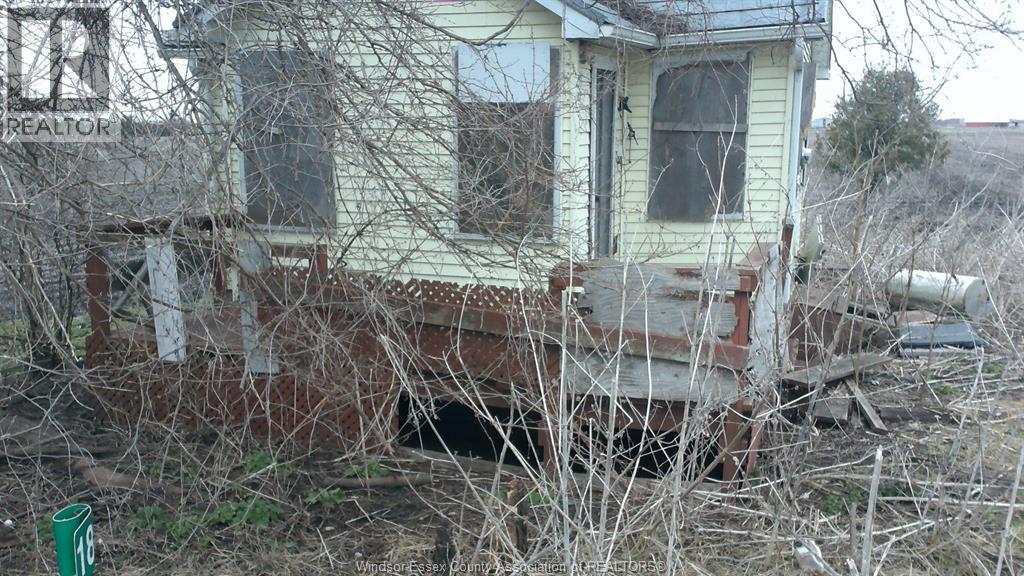 1817 MERSEA RD E - 25