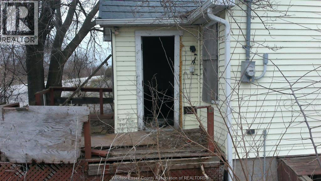 1817 MERSEA RD E - 38