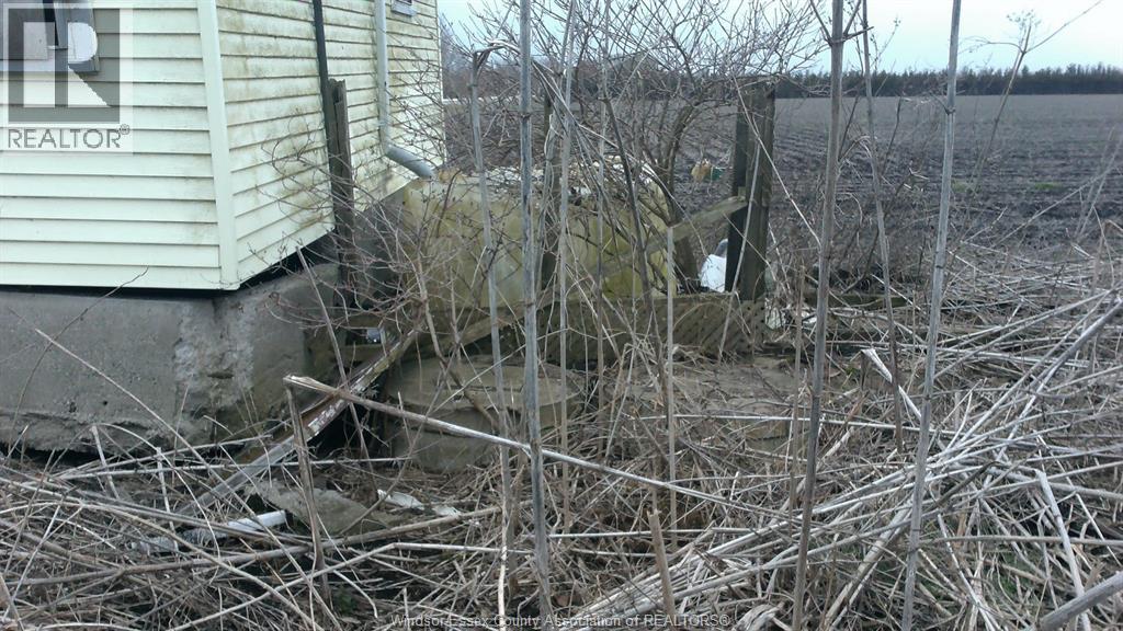 1817 MERSEA RD E - 35