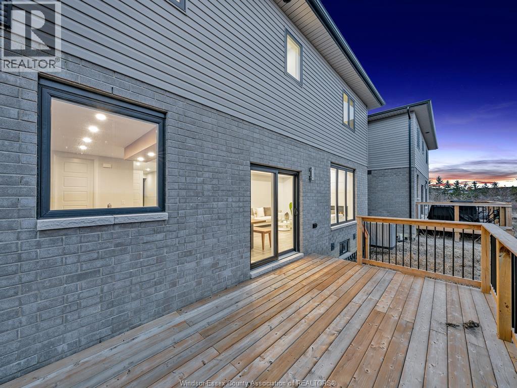 118 BEAR STREET, Essex, Ontario, N8M0A9 — Photo 6