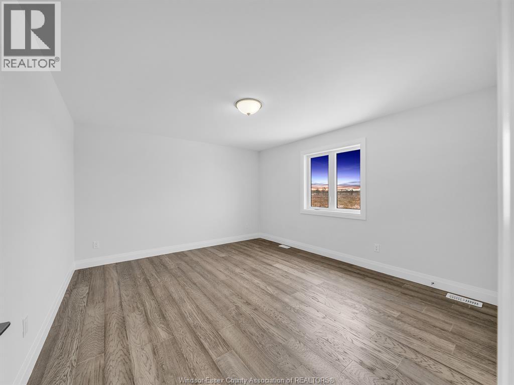 118 BEAR STREET, Essex, Ontario, N8M0A9 — Photo 35