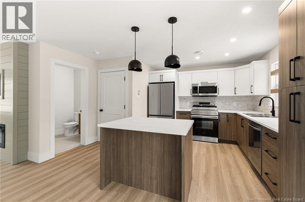 215 Senese Street - 4