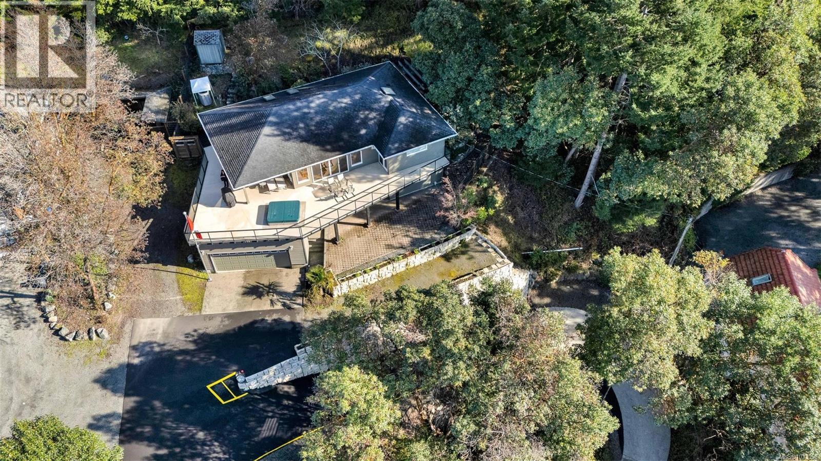 1158 Kathleen Drive - photo 2