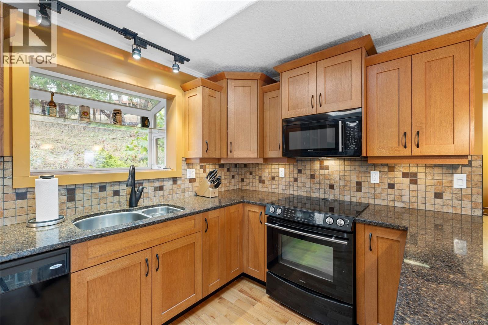 1158 Kathleen Dr, Duncan
