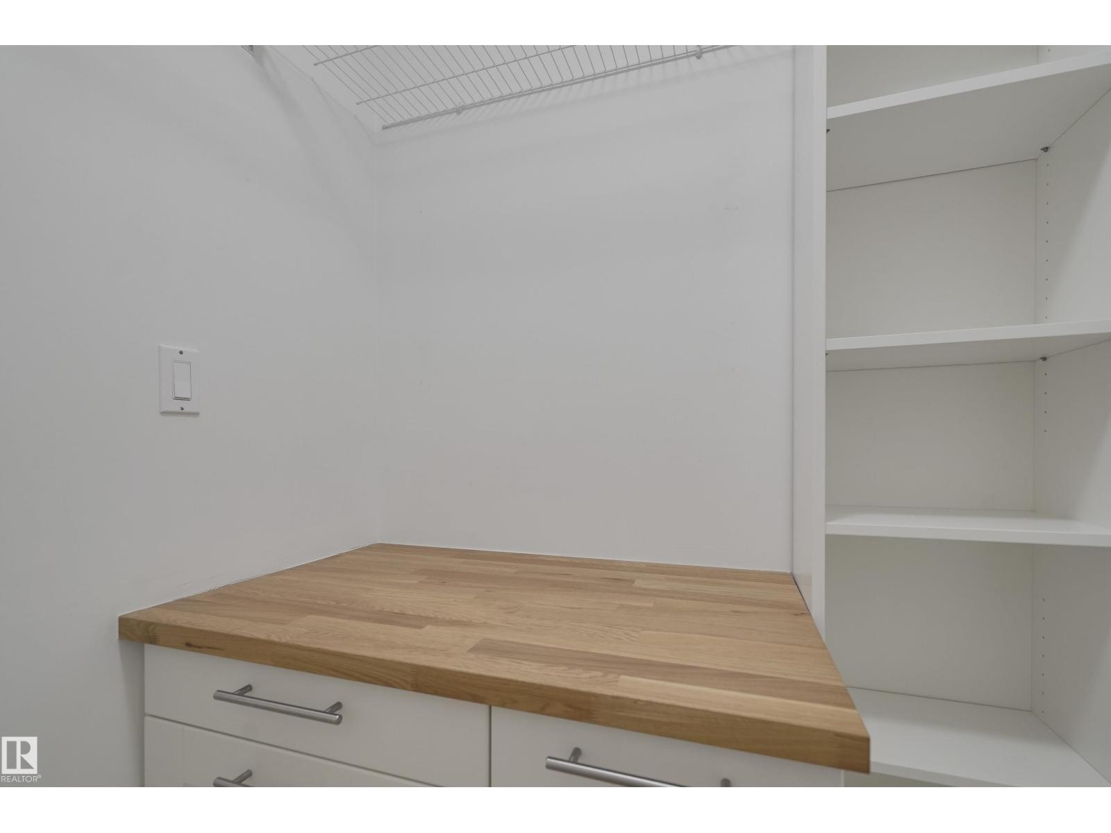 #54 2204 118 ST NW, Edmonton