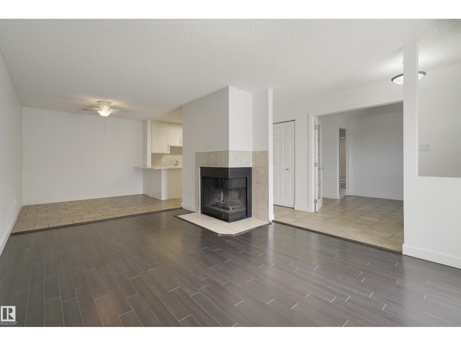 #54 2204 118 ST NW, Edmonton