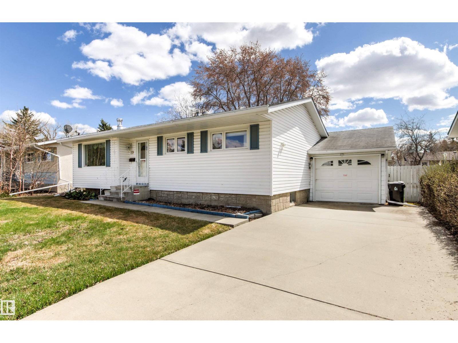 29 BRISTOW CR, Spruce Grove