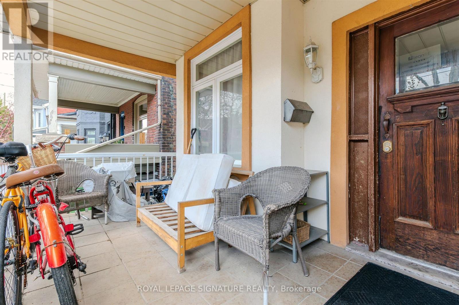 42 SORAUREN AVENUE - 3