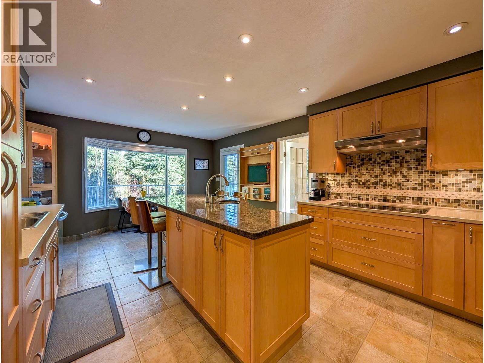 8419 SUMMER PLACE - 23