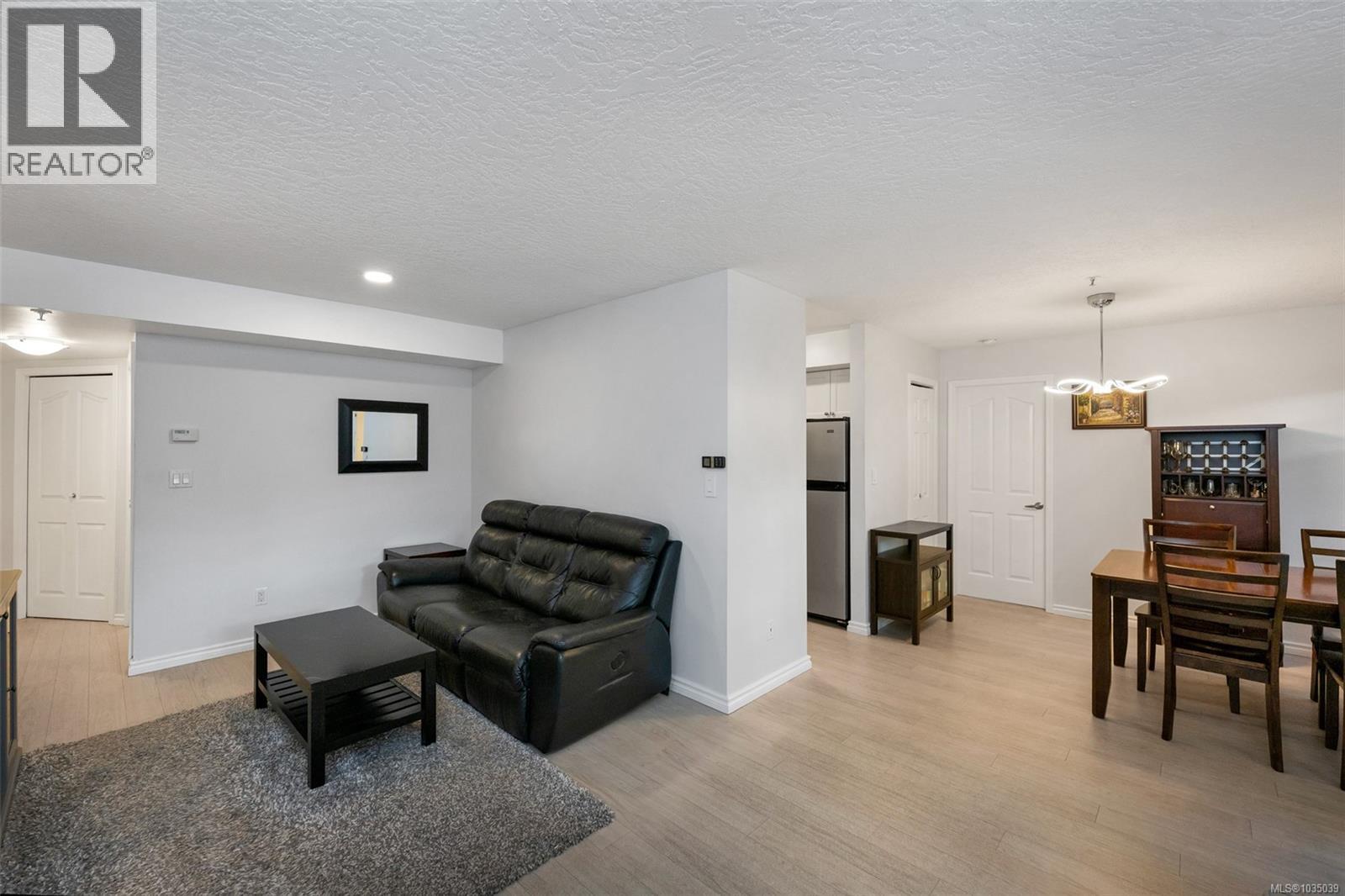 #205 3160 Albina St - 14