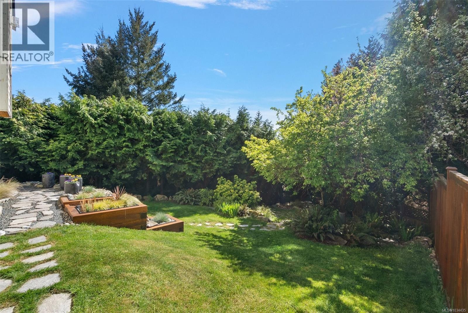  3564 Sunheights Drive, Colwood