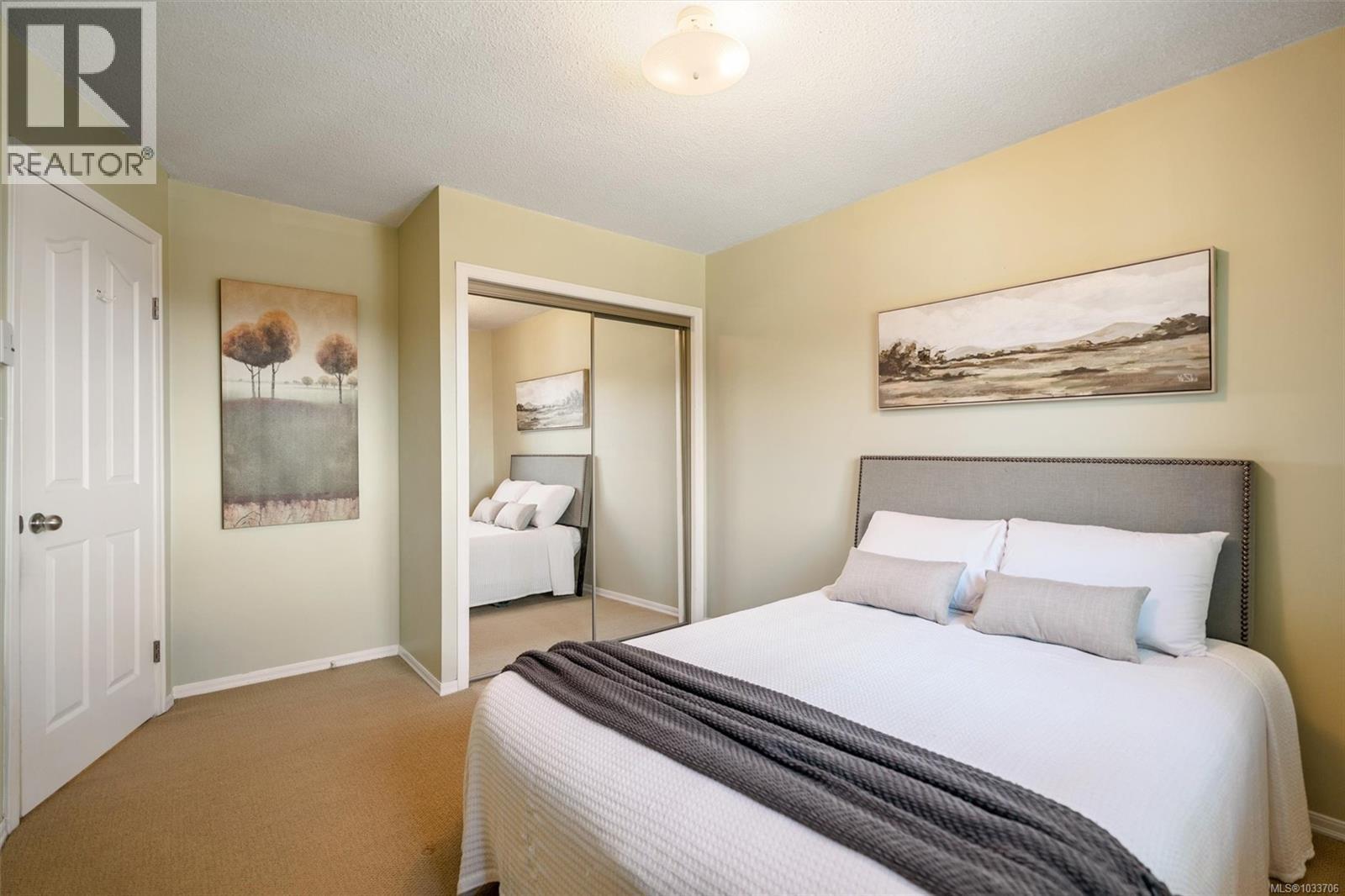  4211 Leaf Hill Green, Saanich