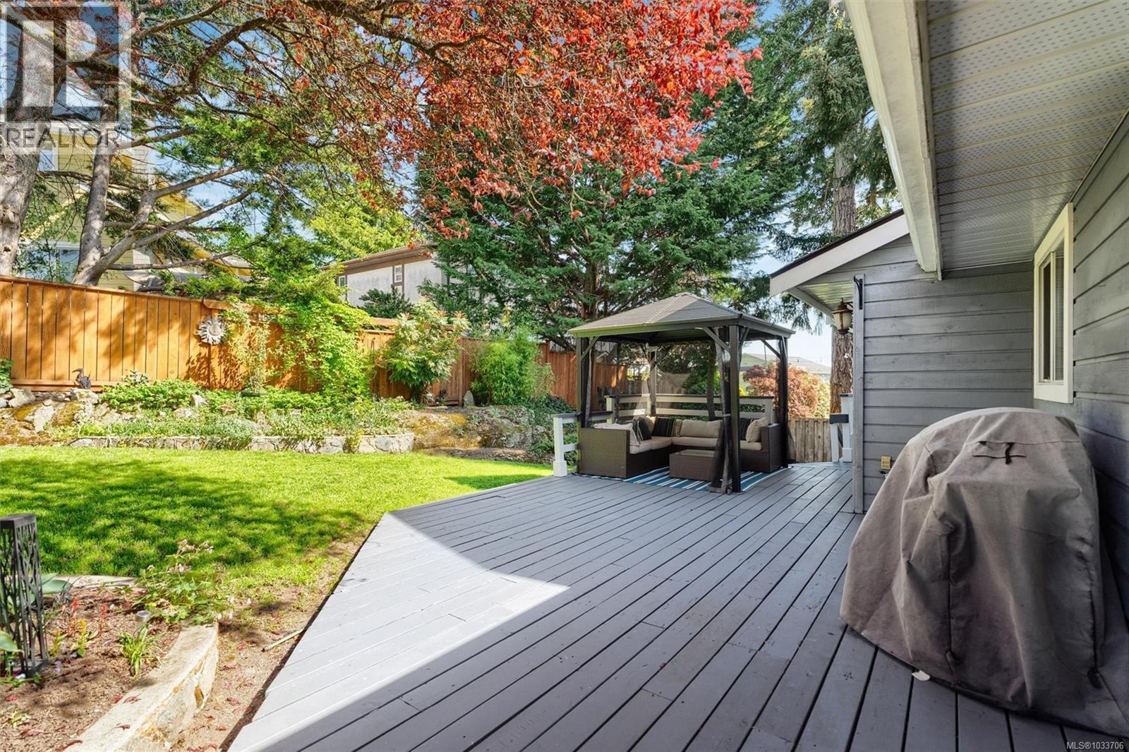 4211 Leaf Hill Green - 34