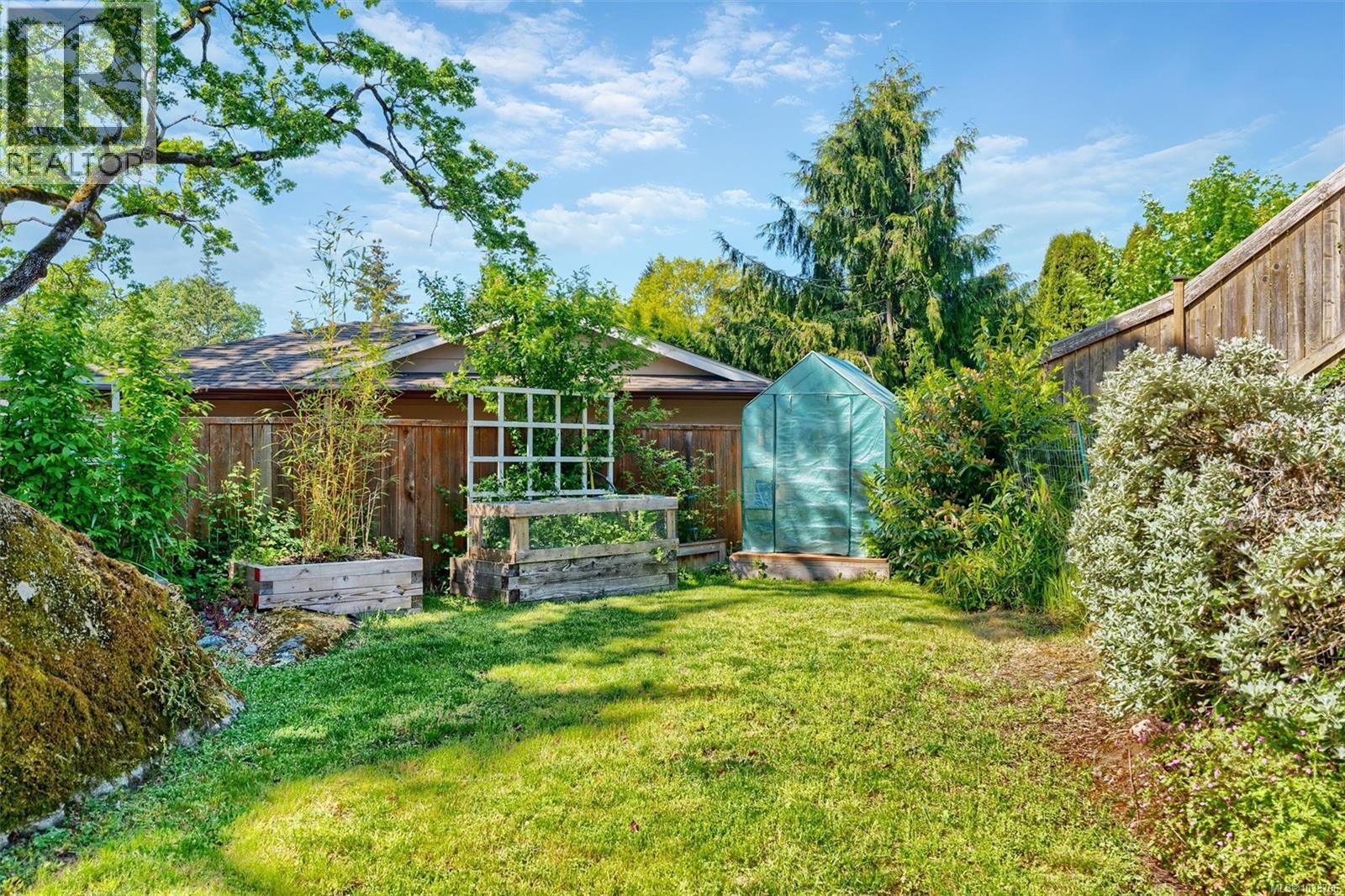 4211 Leaf Hill Green - 38